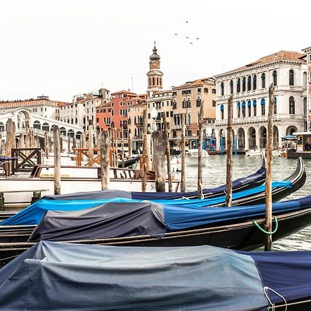 Charming Apartment On The Grand Canal R&R Venice Exterior photo